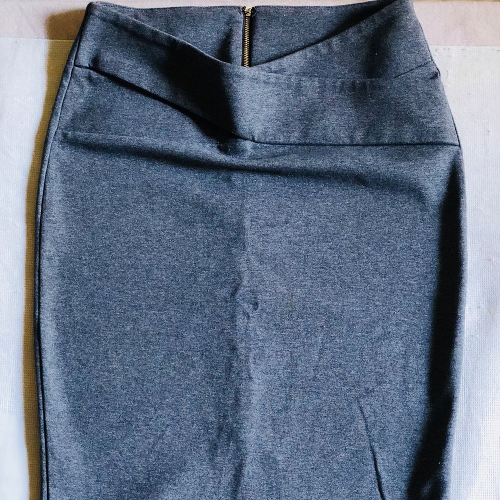 Guess pencil skirt
